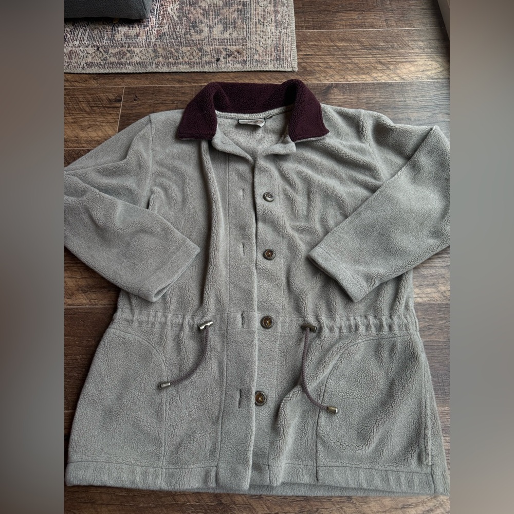 Women's Gray Fleece Jacket